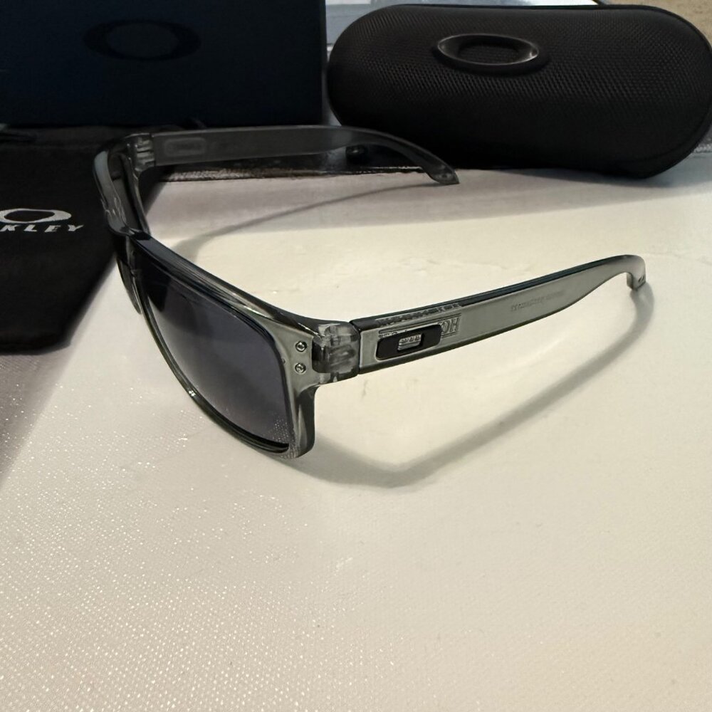 OO9102 Oakley Holbrook Smoke Gray Sunglasses - Picture 8 of 8